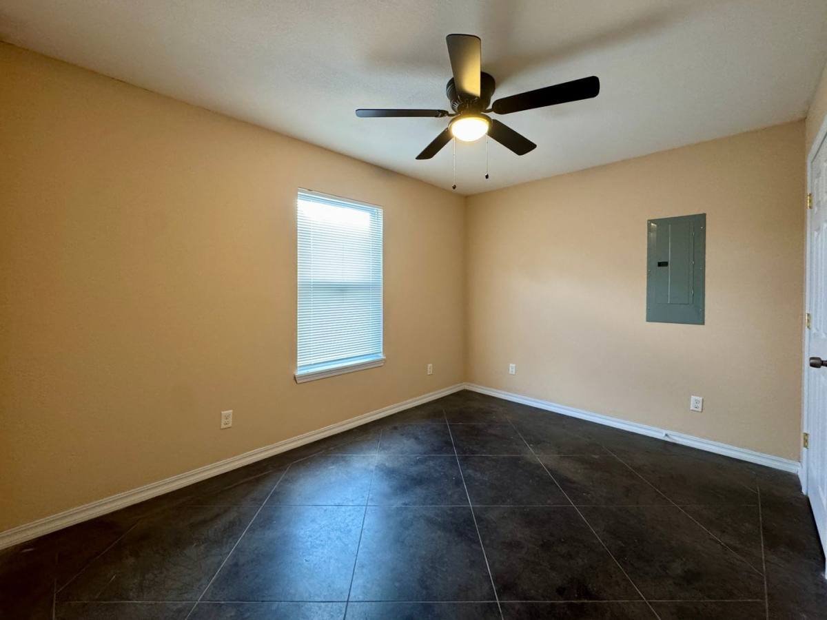 Townhouse for rent at 15 Sophie Jo Lane, Sulphur Rock, AR 72579