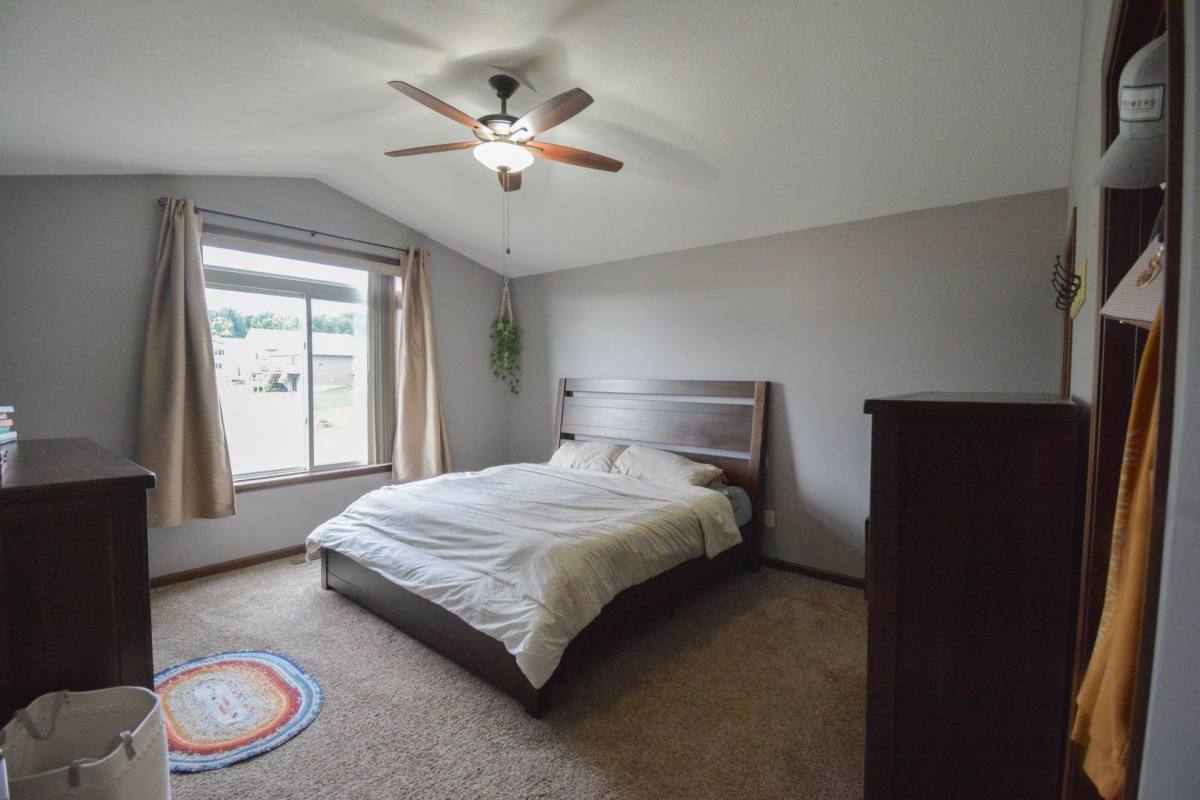 House for rent at 5623 October Rd NW, Rochester, MN 55901