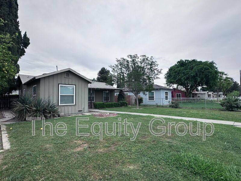 House for rent at 1216 N Conyer St, Visalia, CA 93291