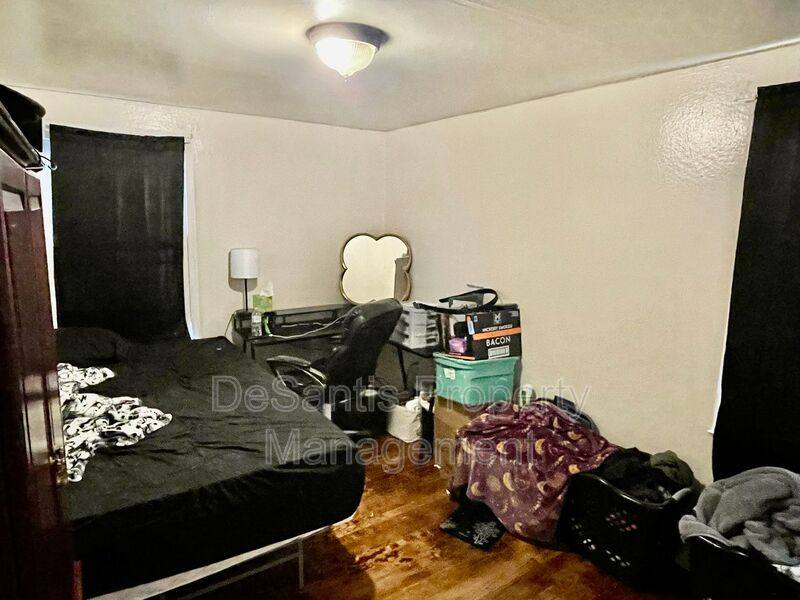 House for rent at 141 Carroll St, Aliquippa, PA 15001