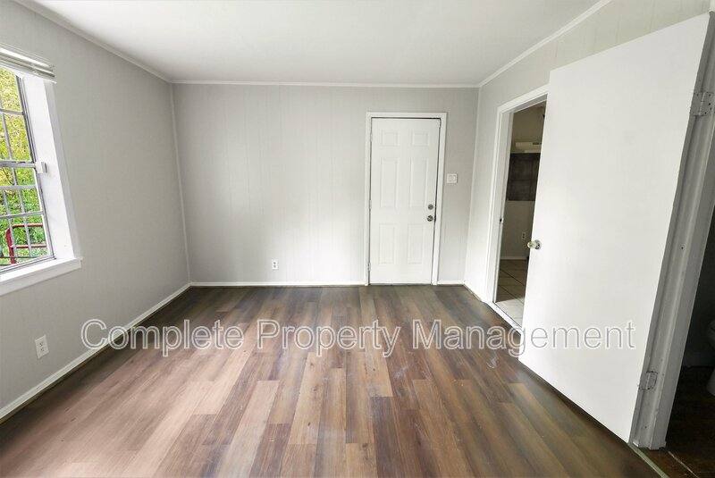 House for rent at 6025 Ivy St, Birmingham, AL 35228