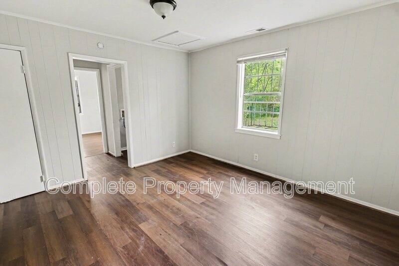 House for rent at 6025 Ivy St, Birmingham, AL 35228