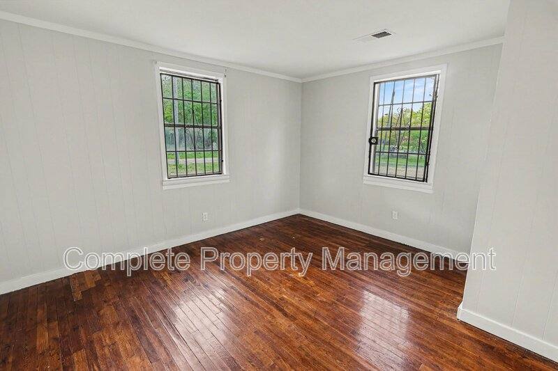 House for rent at 6025 Ivy St, Birmingham, AL 35228