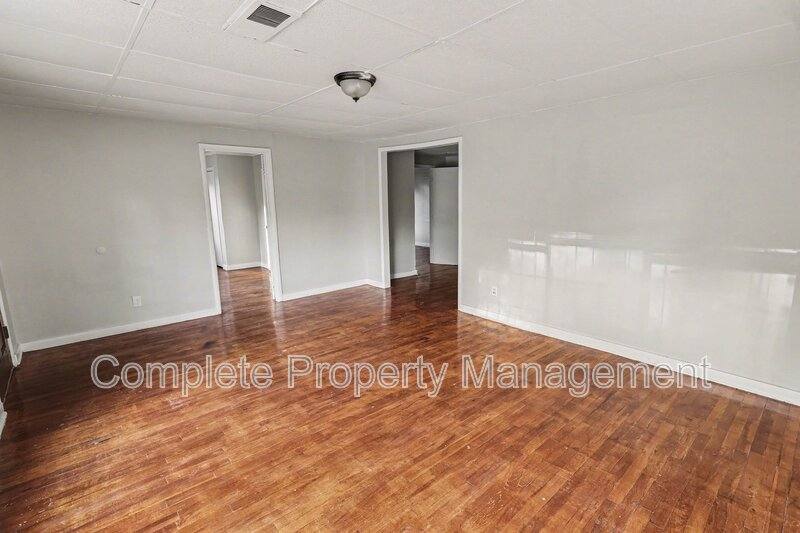 House for rent at 6025 Ivy St, Birmingham, AL 35228