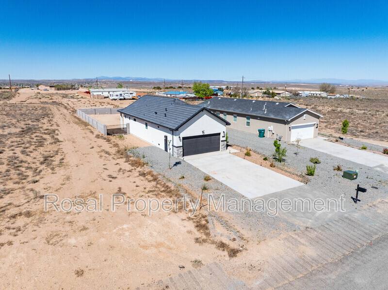 House for rent at 933 Northern Blvd NE, Rio Rancho, NM 87124