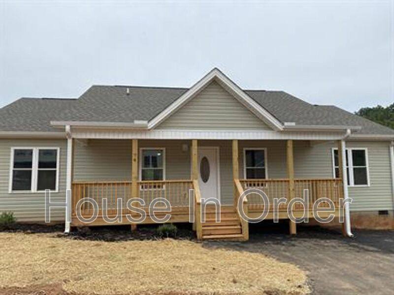 House for rent at 74 Patriot Place, Mars Hill, NC 28754