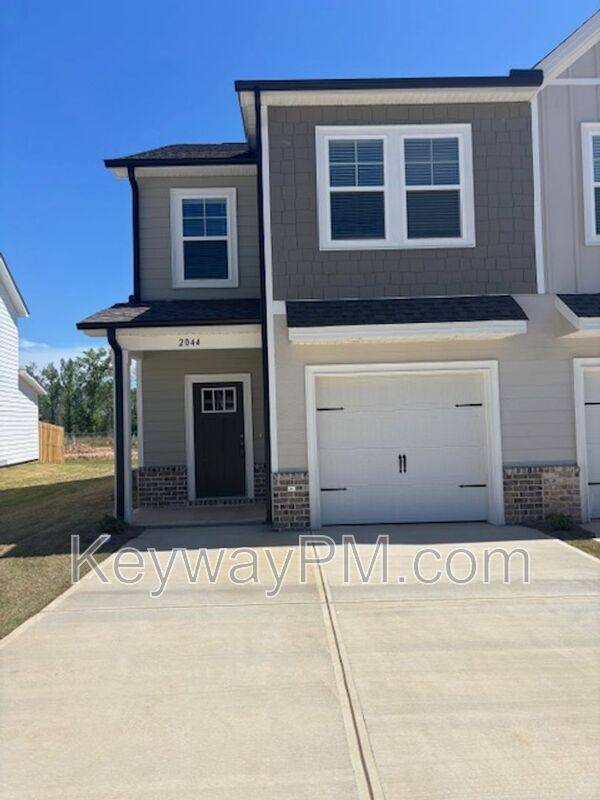 Townhouse for rent at 2044 Denmark Ave SE, Aiken, SC 29801