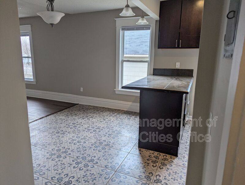 Apartment for rent at 605 Van Buren Ave #3, Saint Paul, MN 55103