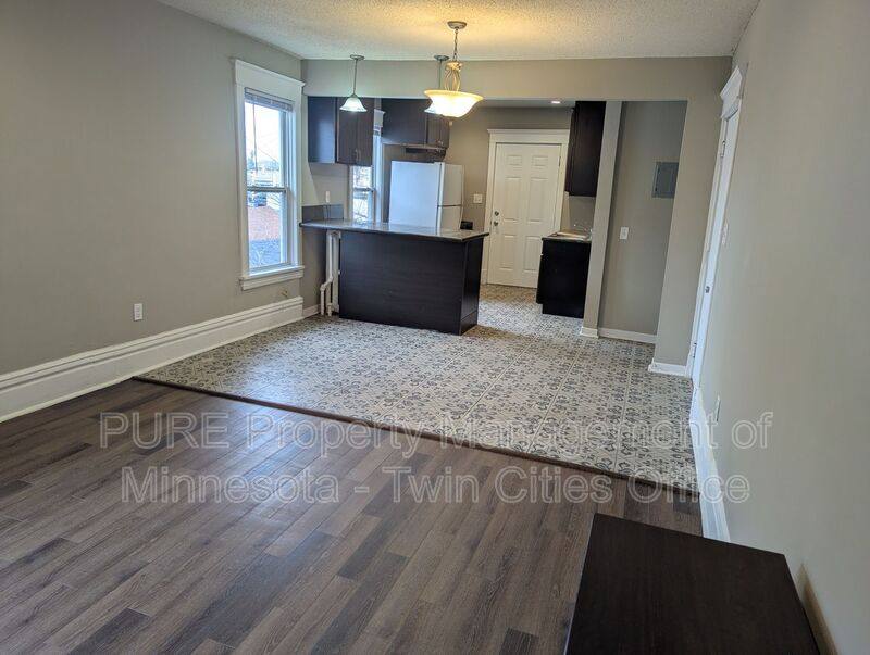 Apartment for rent at 605 Van Buren Ave #3, Saint Paul, MN 55103