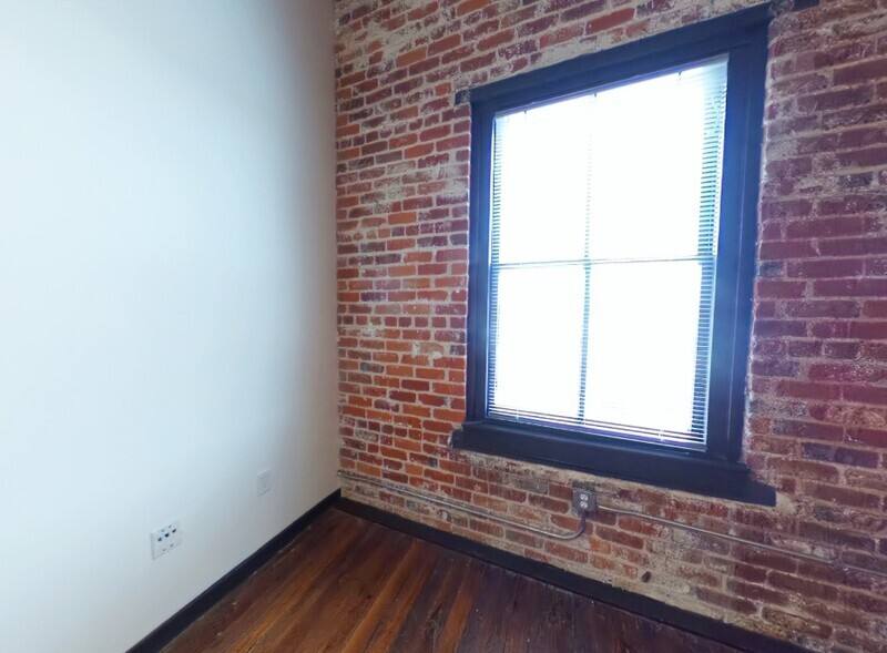 Apartment for rent at 1318 W Broad St #402, Richmond, VA 23220