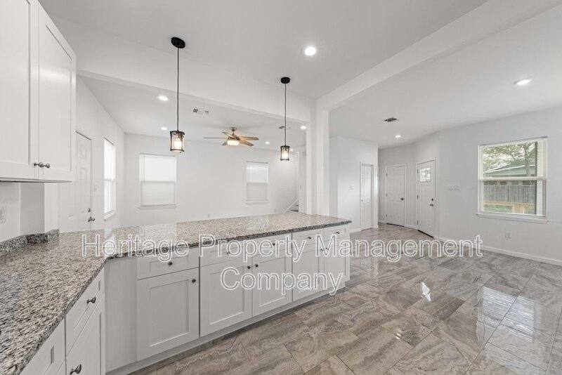 Apartment for rent at 323 Gabriel, San Antonio, TX 78202