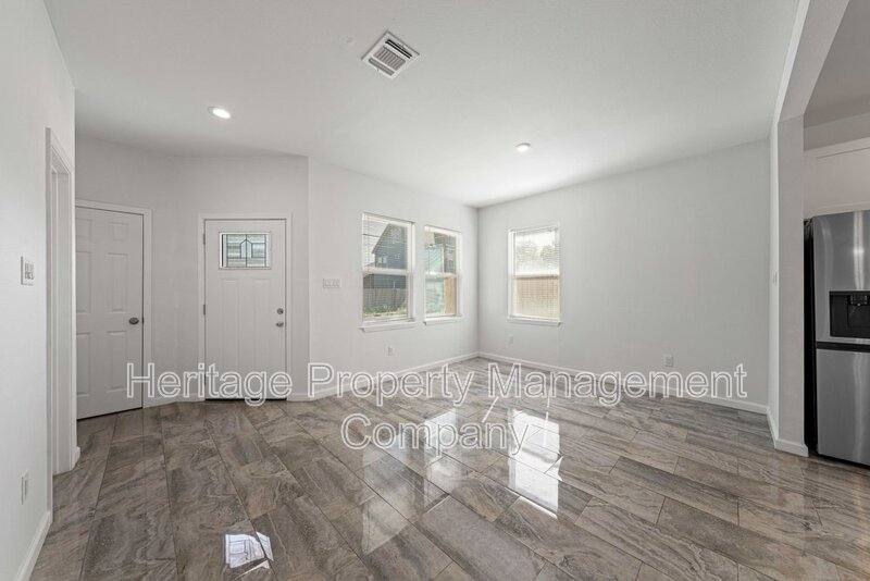 Apartment for rent at 323 Gabriel, San Antonio, TX 78202