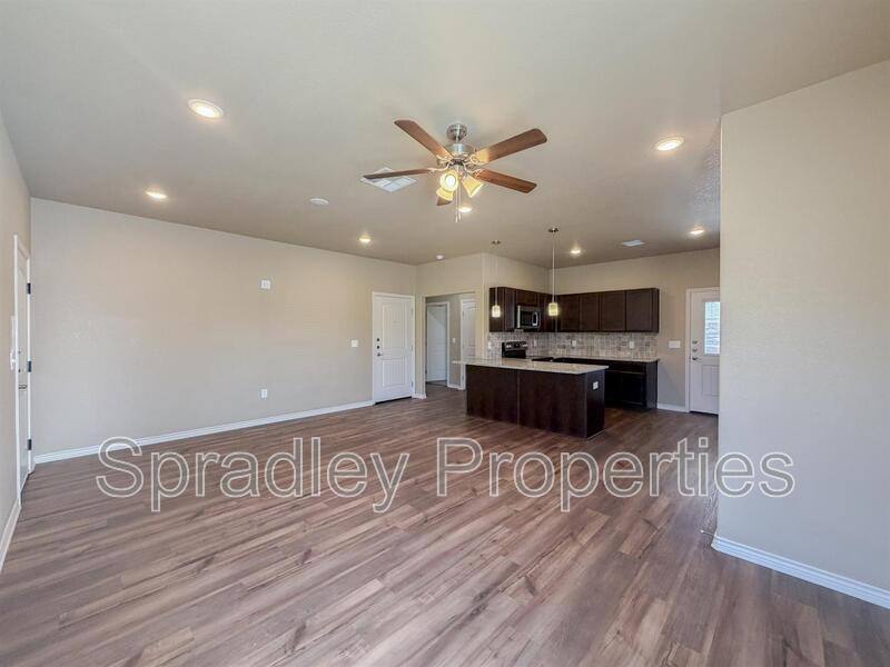 Apartment for rent at 1065B Hibiscus Dr, Belton, TX 76513