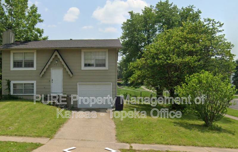 House for rent at 501 SE 25th St, Topeka, KS 66605
