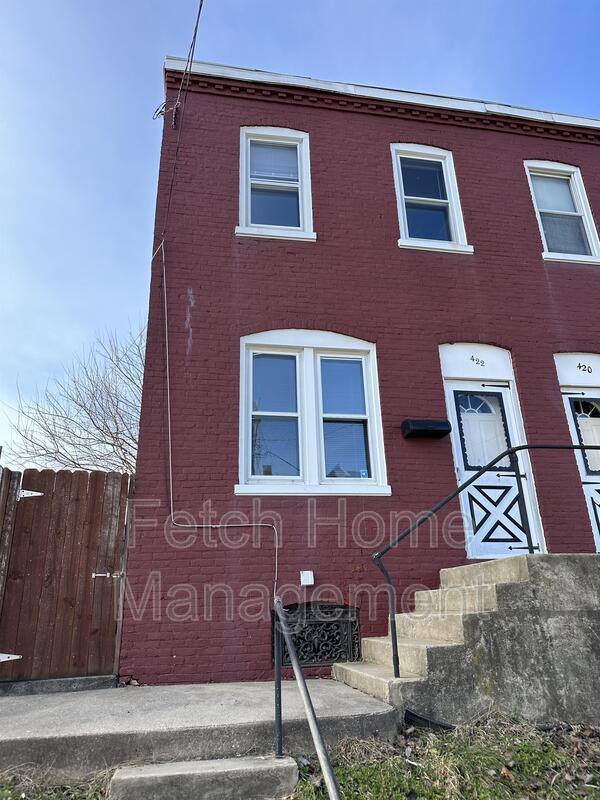 Townhouse for rent at 422 Hillside Ave, Lancaster, PA 17603
