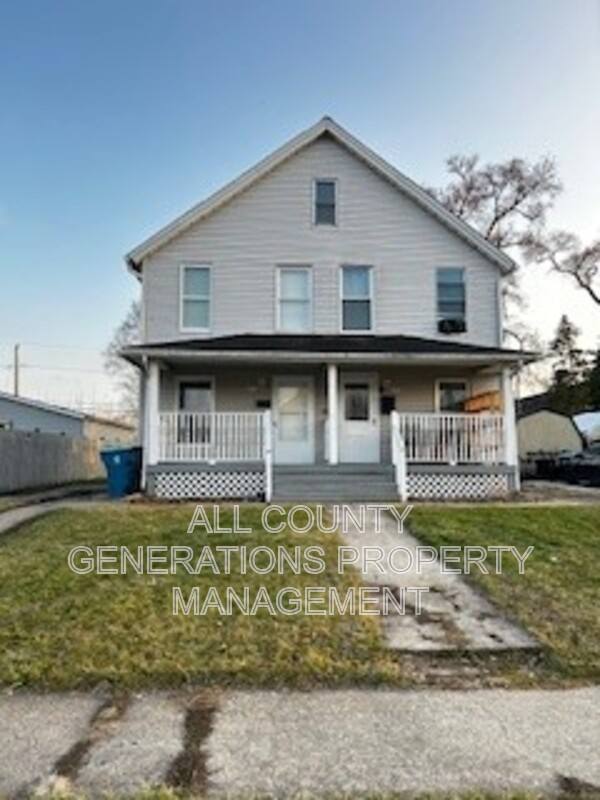 Apartment for rent at 1714 E 30th St, Lorain, OH 44055