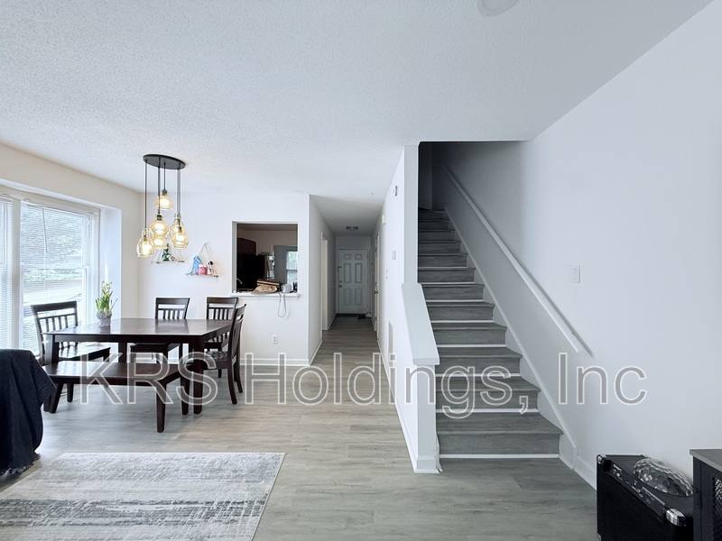 Townhouse for rent at 815 Edwards St #B, Chapel Hill, NC 27516