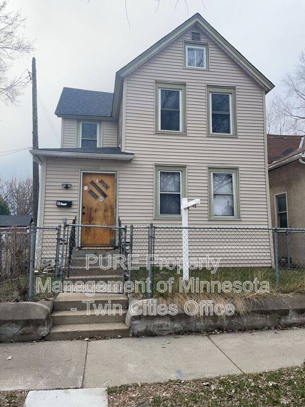 Apartment for rent at 1215 Galtier St, Saint Paul, MN 55117