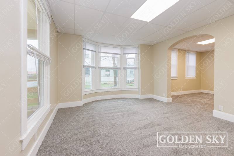 Apartment for rent at 219 E Willard St #1, Muncie, IN 47302