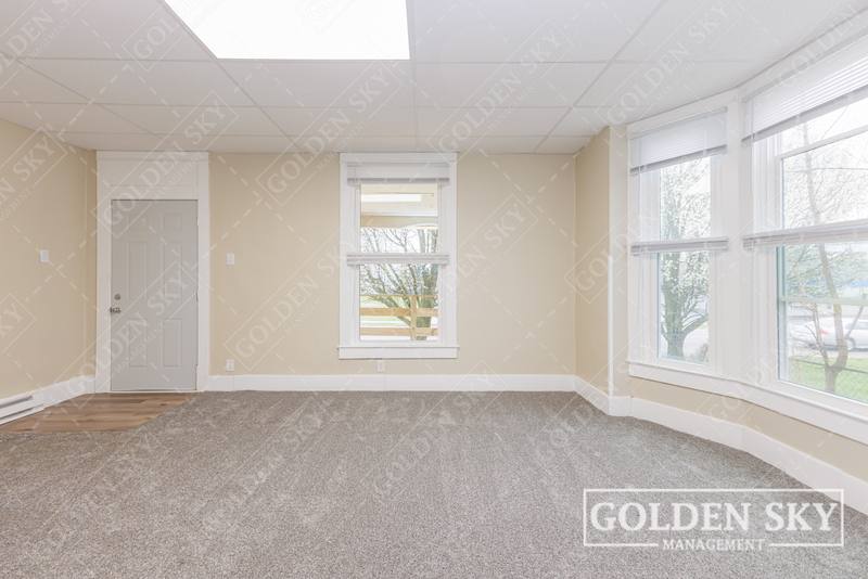 Apartment for rent at 219 E Willard St #1, Muncie, IN 47302