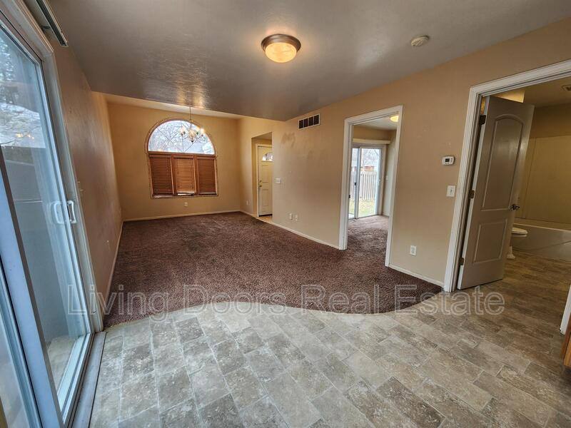 House for rent at 3829 W St, Lincoln, NE 68503