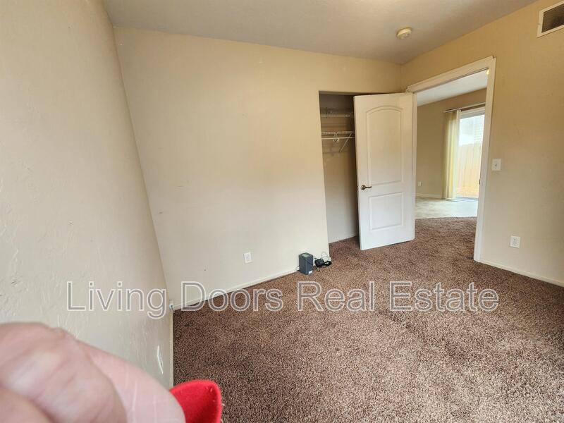 House for rent at 3829 W St, Lincoln, NE 68503
