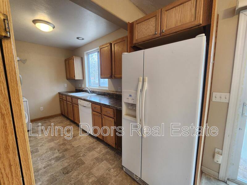 House for rent at 3829 W St, Lincoln, NE 68503
