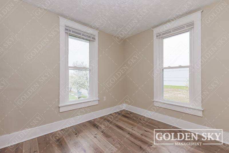 Apartment for rent at 219 E Willard St #3, Muncie, IN 47302