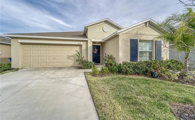 House for rent at 17134 White Mangrove Dr, Wimauma, FL 33598