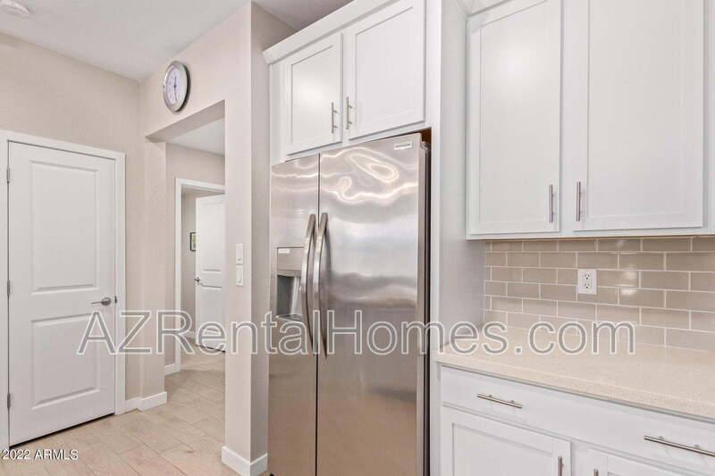 Townhouse for rent at 155 N Lakeview Blvd #136, Chandler, AZ 85225