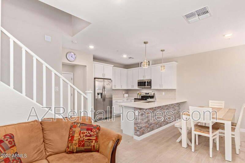 Townhouse for rent at 155 N Lakeview Blvd #136, Chandler, AZ 85225