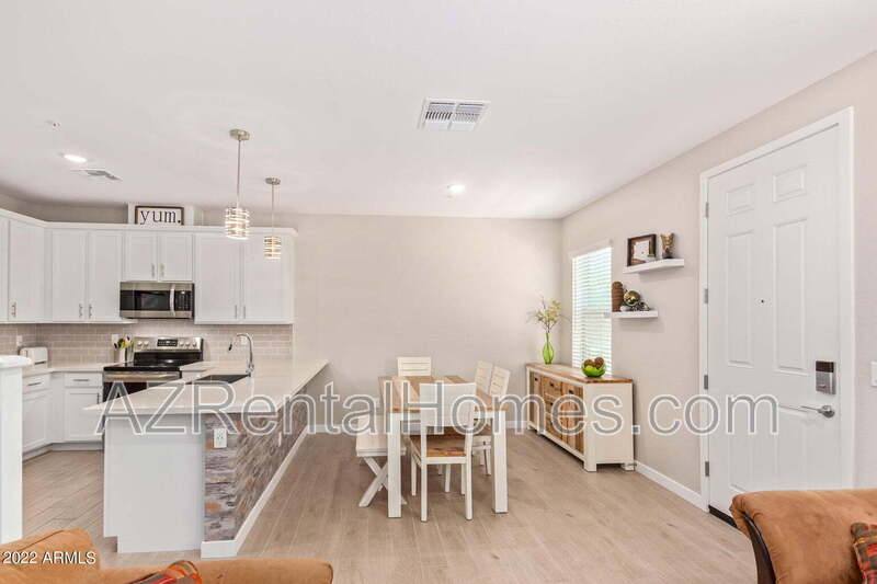 Townhouse for rent at 155 N Lakeview Blvd #136, Chandler, AZ 85225