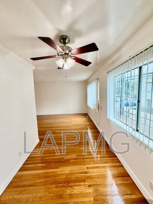 Apartment for rent at 956 Wilcox Ave #12, Los Angeles, CA 90038