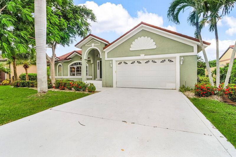 House for rent at 8549 S Lake Circle, Fort Myers, FL 33908