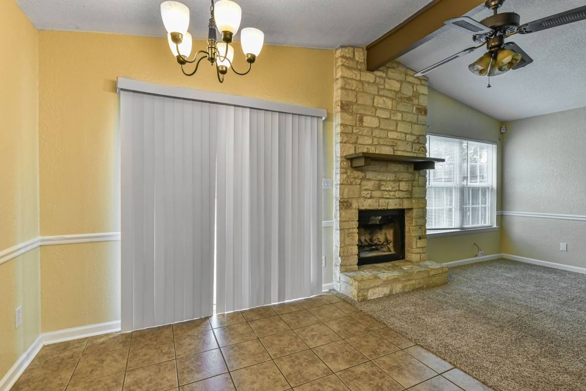 Townhouse for rent at 1149 Royal Crest Dr, Killeen, TX 76549