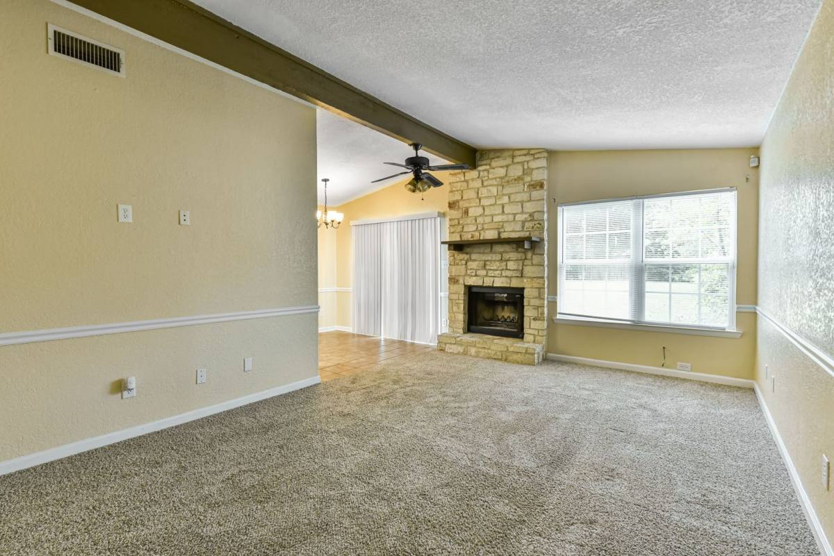Townhouse for rent at 1149 Royal Crest Dr, Killeen, TX 76549