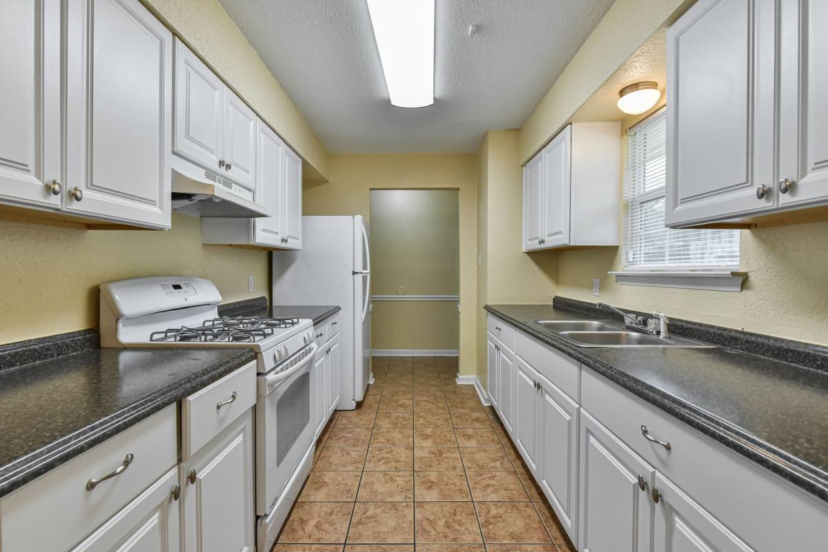 Townhouse for rent at 1149 Royal Crest Dr, Killeen, TX 76549