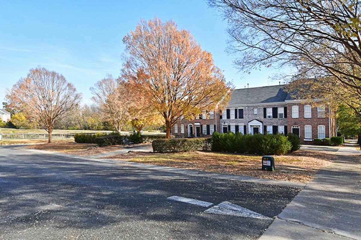 Townhouse for rent at 8643 Beaver Creek Dr, Charlotte, NC 28269