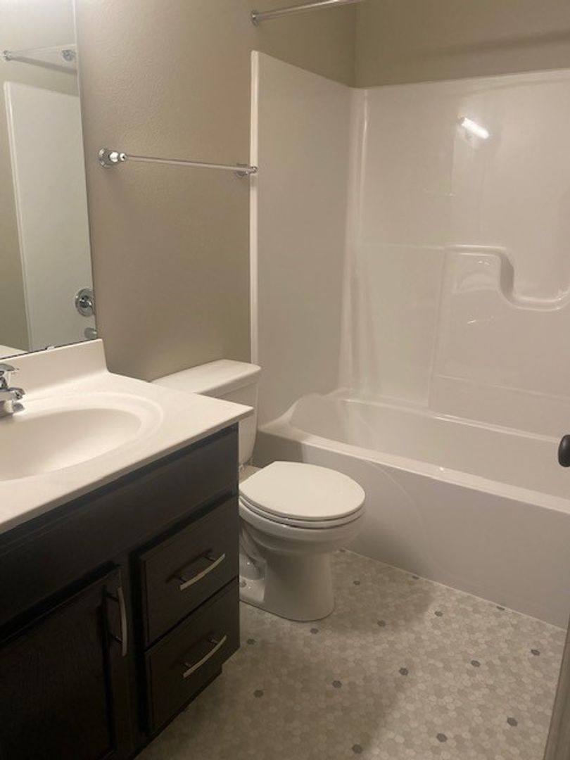 House for rent at 6761 71st Ave S, Horace, ND 58047