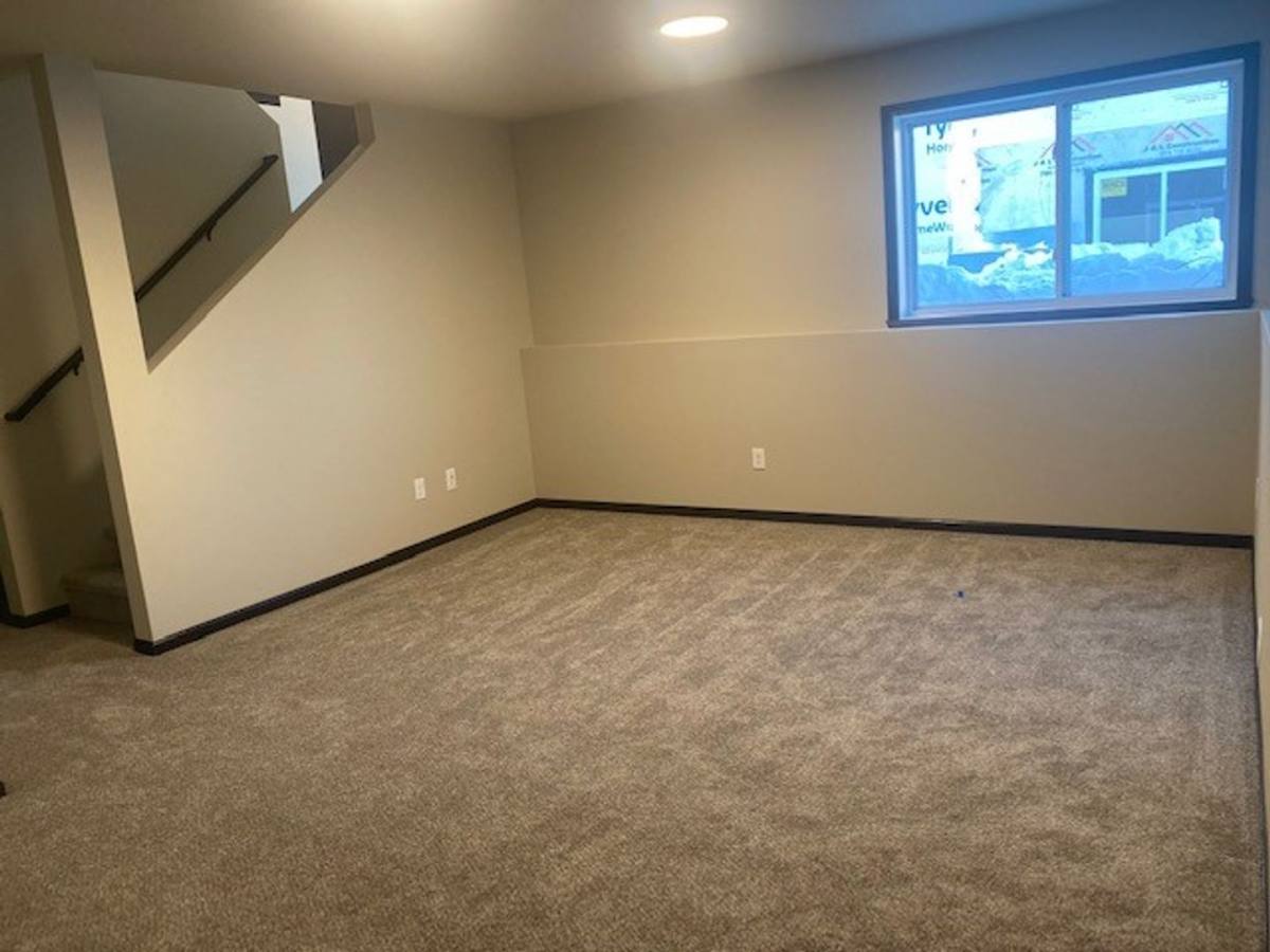 House for rent at 6761 71st Ave S, Horace, ND 58047