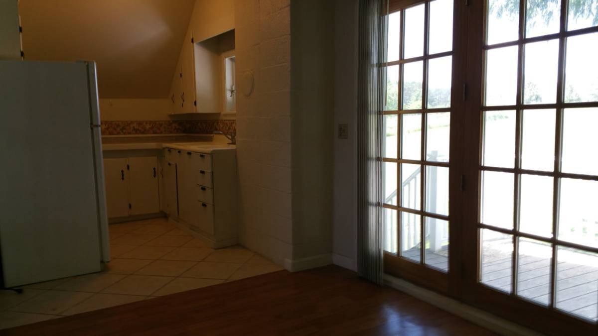 Apartment for rent at 344 Pine Hill Rd, Newport, VT 05855