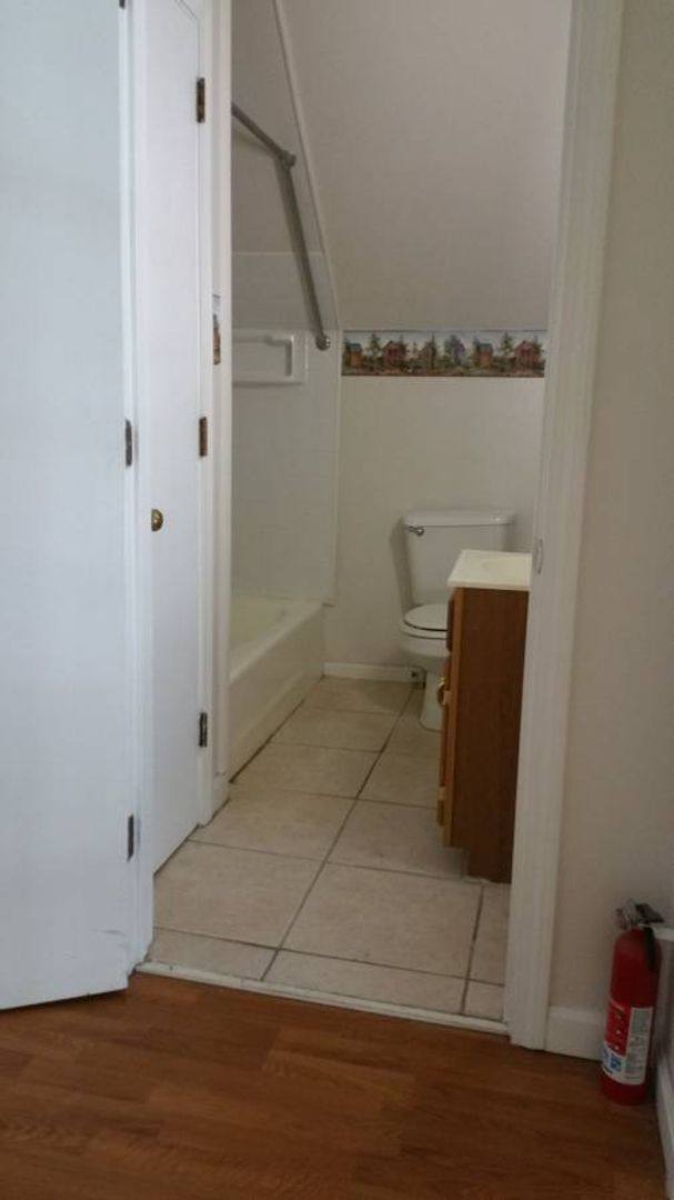 Apartment for rent at 344 Pine Hill Rd, Newport, VT 05855