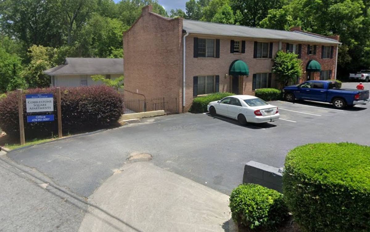 Apartment for rent at 241 Riley Ave, Macon, GA 31204