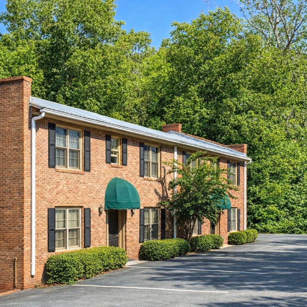 Apartment for rent at 241 Riley Ave, Macon, GA 31204