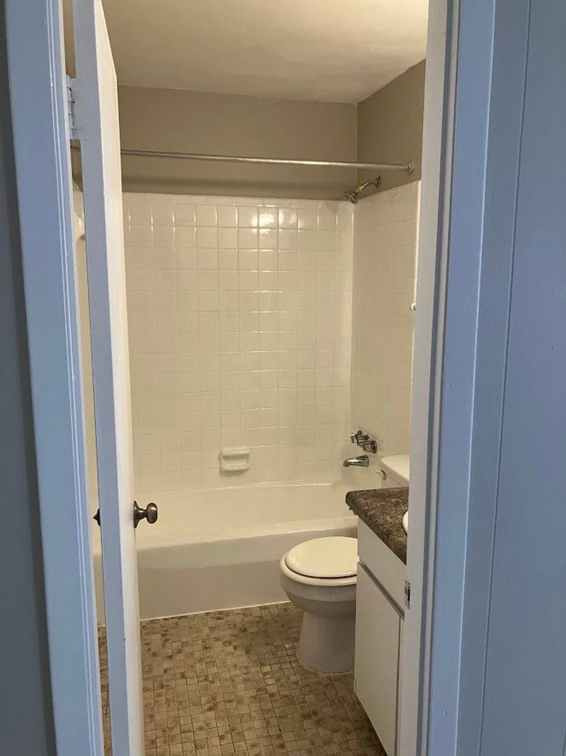 Apartment for rent at 241 Riley Ave, Macon, GA 31204