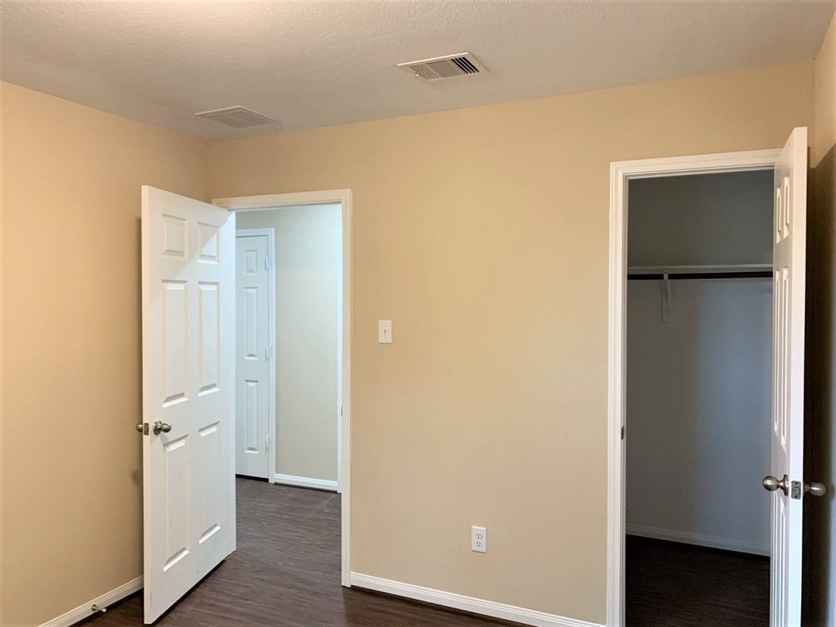 House for rent at 429 N Carolina St, Houston, TX 77029