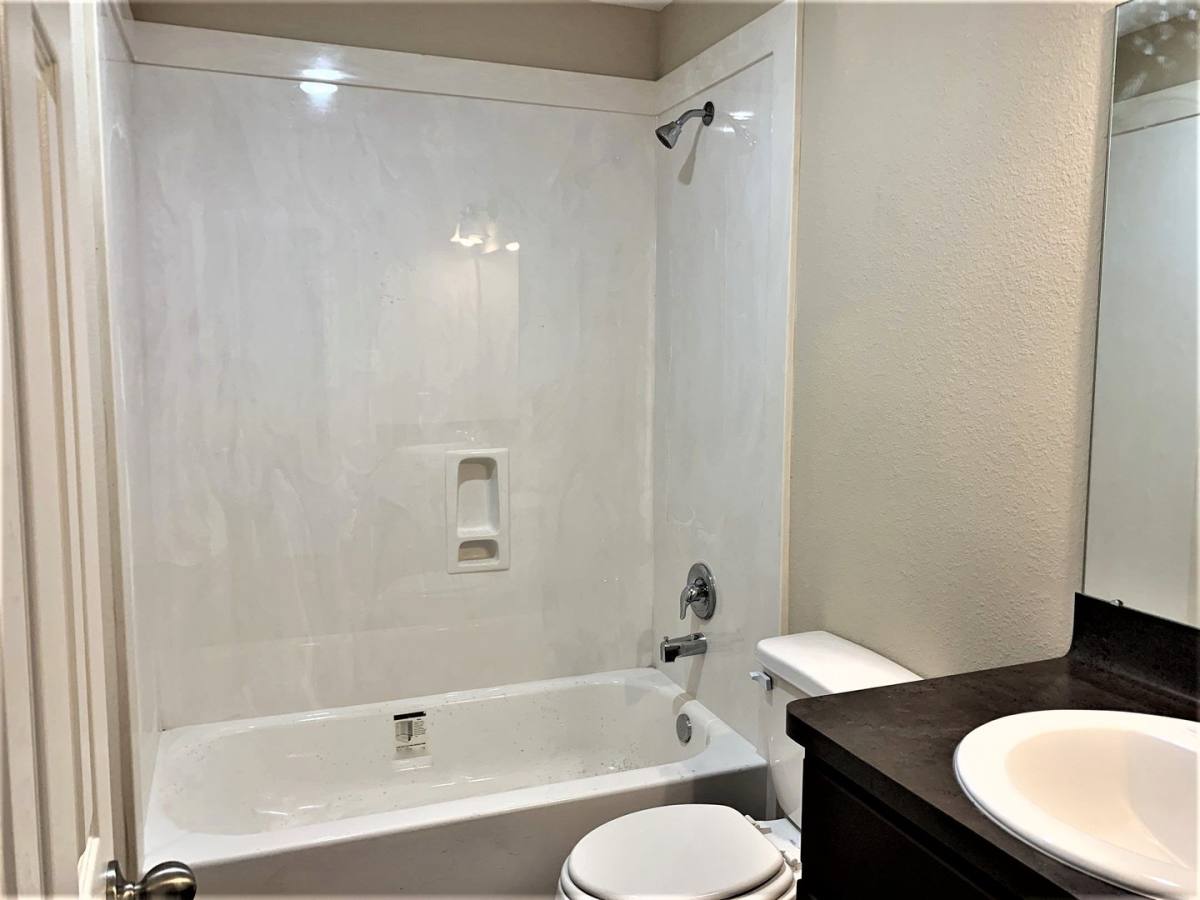 House for rent at 429 N Carolina St, Houston, TX 77029
