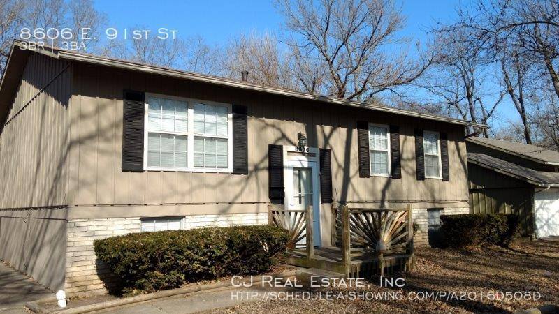House for rent at 8606 E 91st St, Kansas City, MO 64138