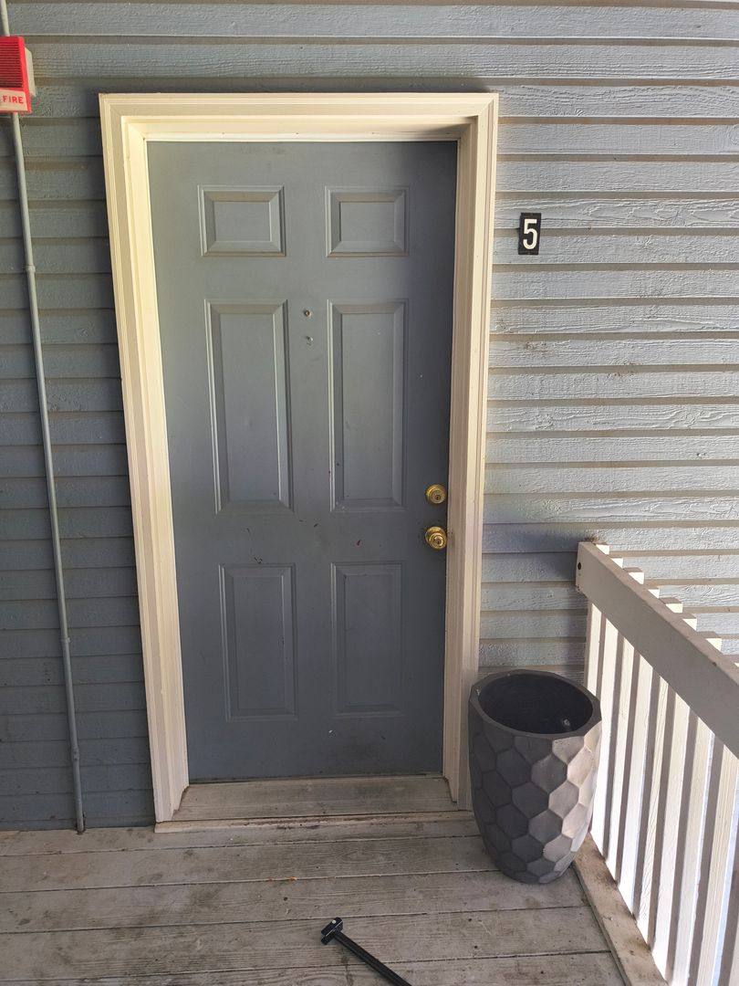 Apartment for rent at 400 S Judy St, Branson, MO 65616