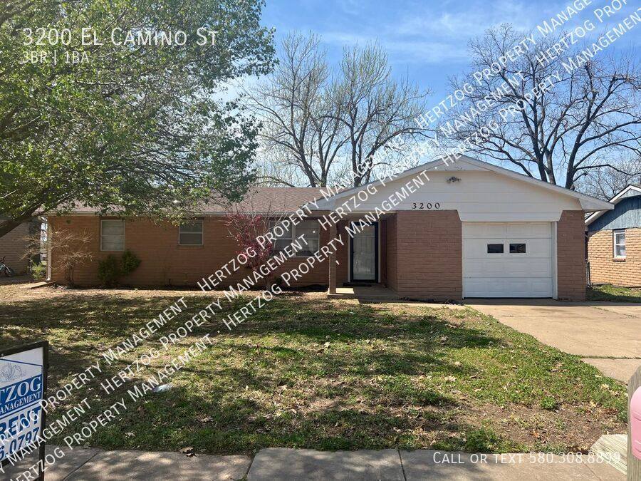 House for rent at 3200 El Camino St, Ponca City, OK 74604